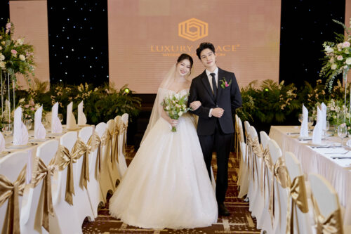 KINH NGHIỆM TỔ CHỨC TIỆC CƯỚI TIẾT KIỆM NHƯNG VẪN SANG TRỌNG